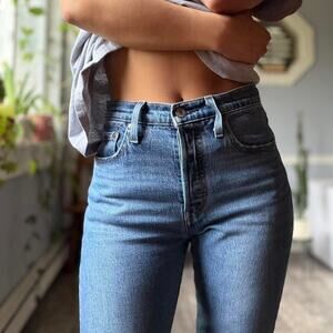 Levi’s 501s Medium Wash W25 L28